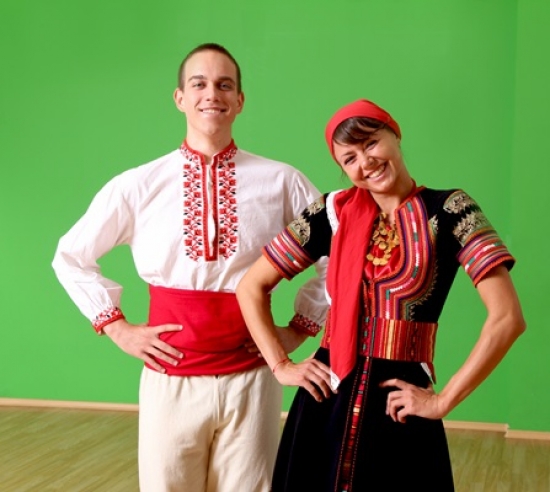 Народни танци